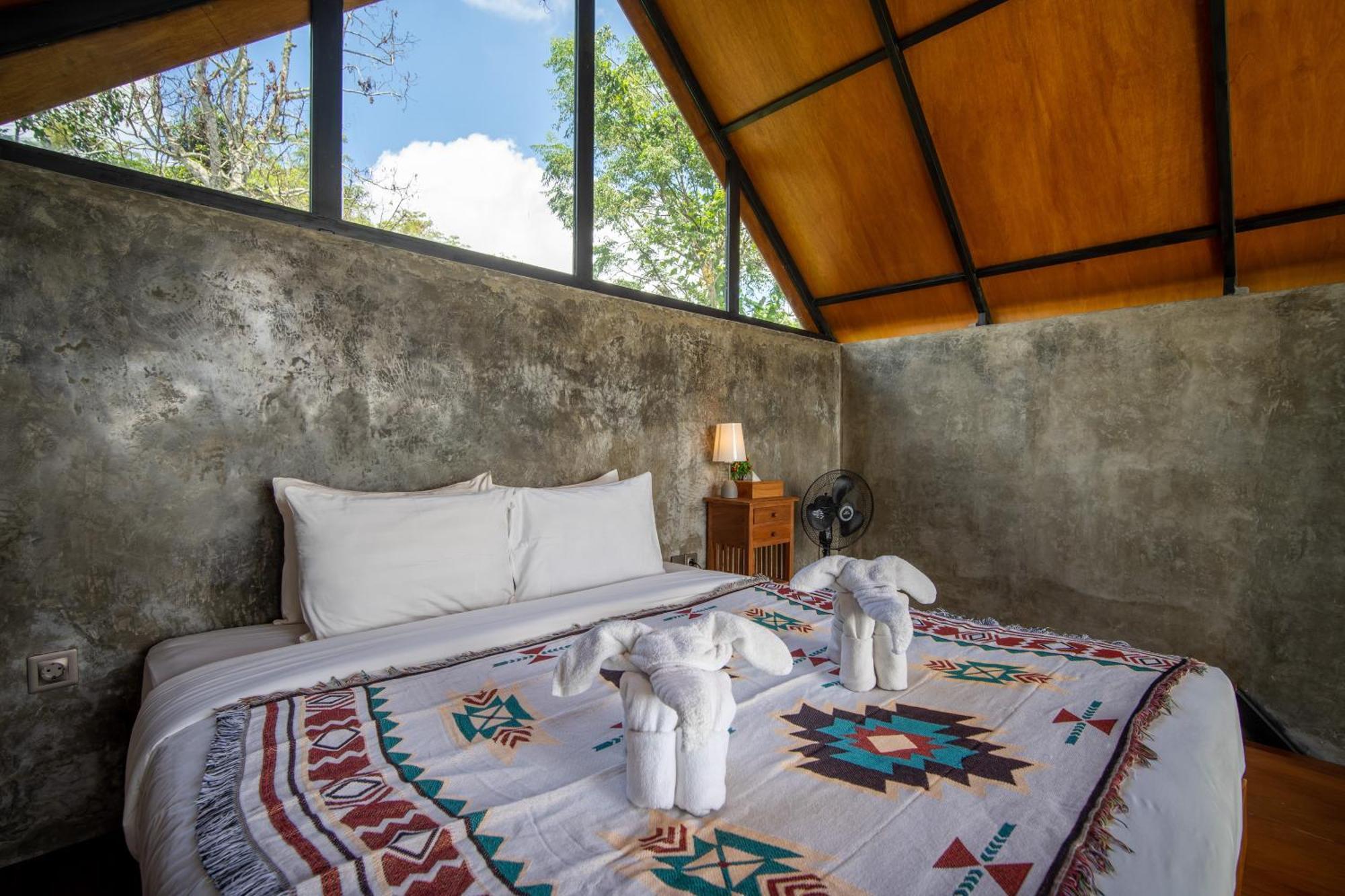 Puncak Gunung Kintamani Hotel Room photo