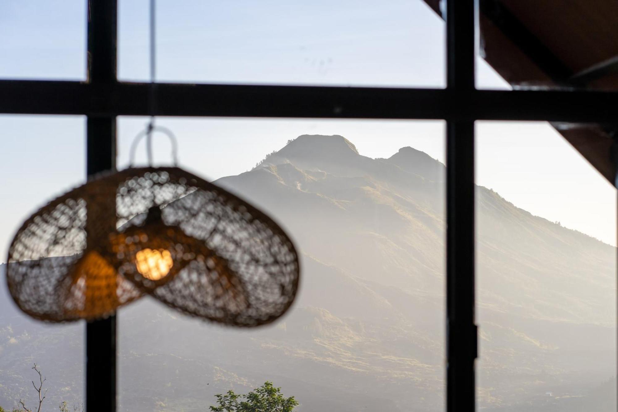 Puncak Gunung Kintamani Hotel Exterior photo